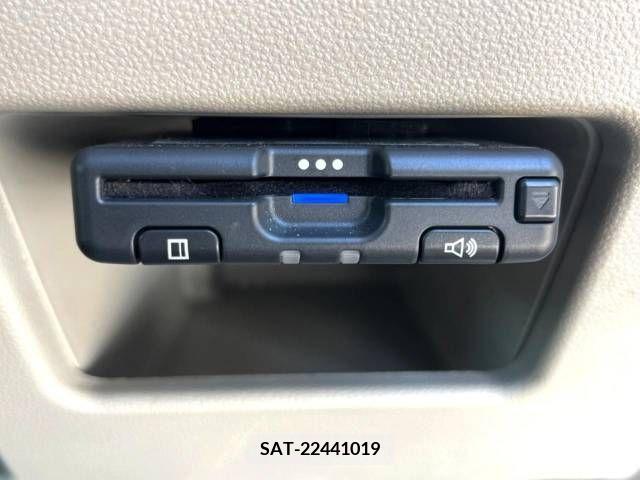 Daihatsu TANTO 2018-11 394516-8