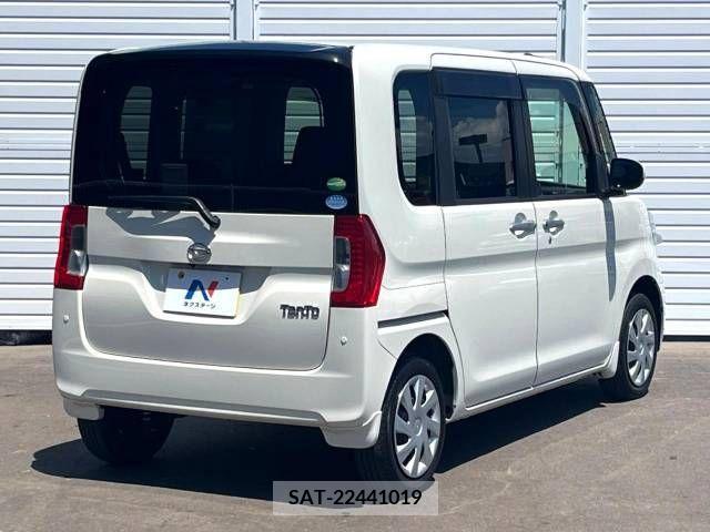 Daihatsu TANTO 2018-11 394516-18