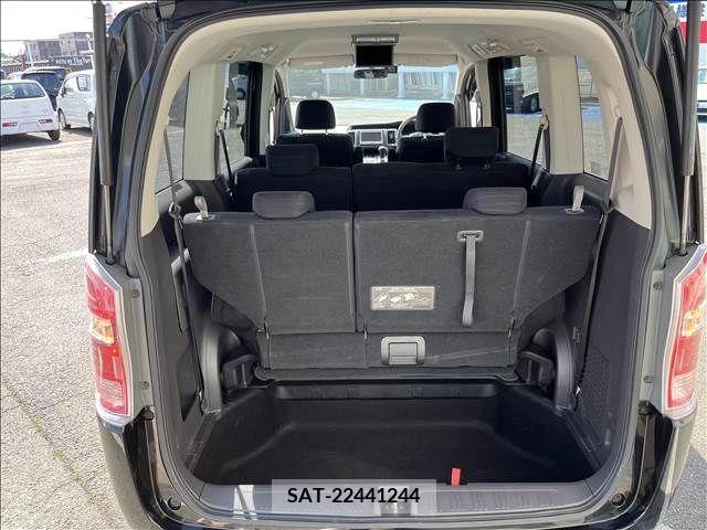 Honda STEP WGN 2011-04 286104-9