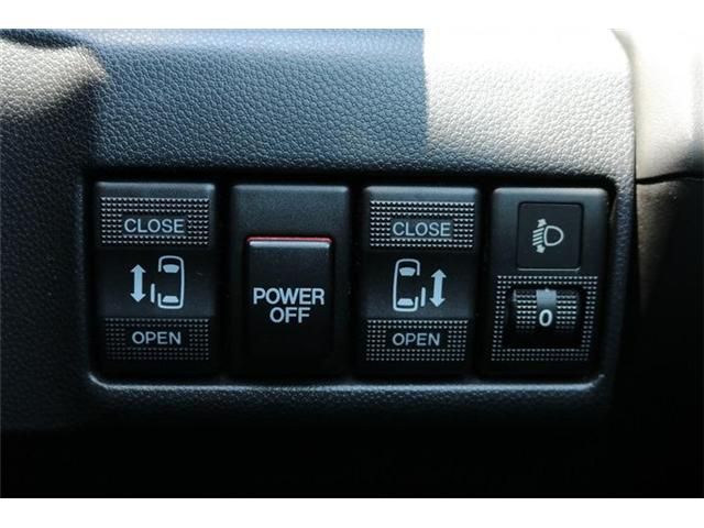 Mazda PREMACY 2012-07 7516-6