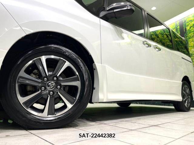 Toyota VOXY 2019-09 385092-14