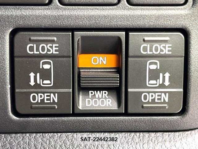 Toyota VOXY 2019-09 385092-5