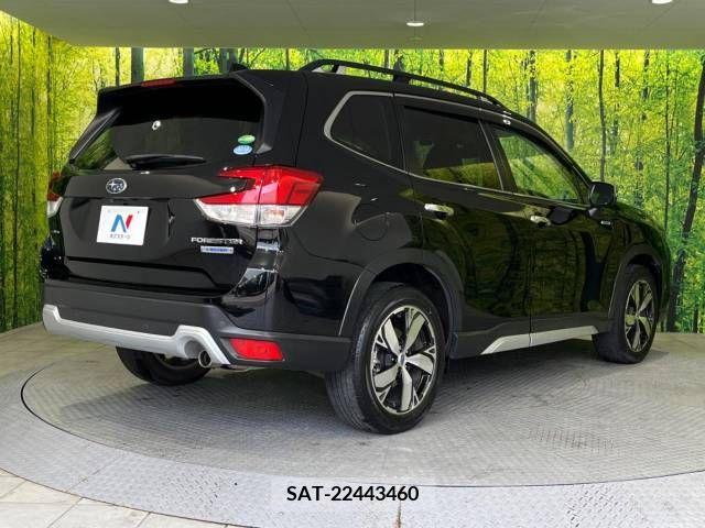 Subaru FORESTER 2019-07 245915-17