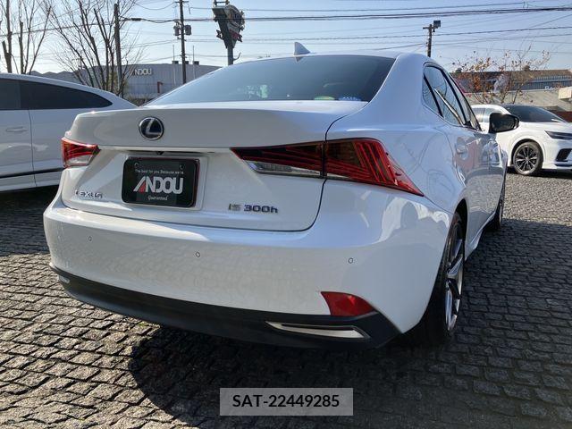Lexus IS 2017-12 205307-4