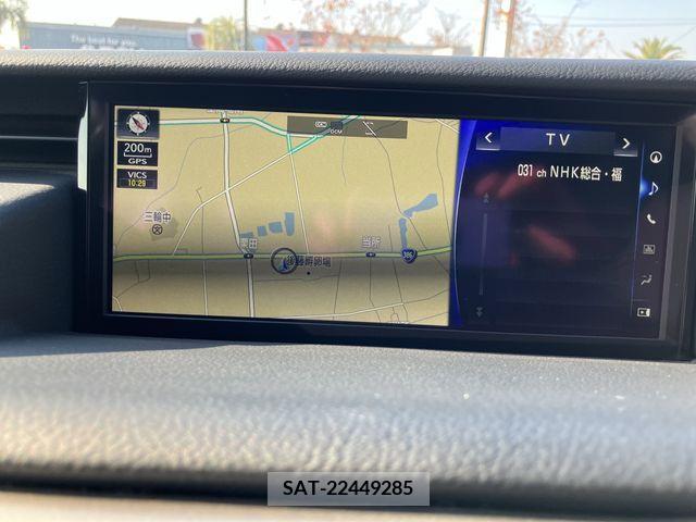 Lexus IS 2017-12 205307-11