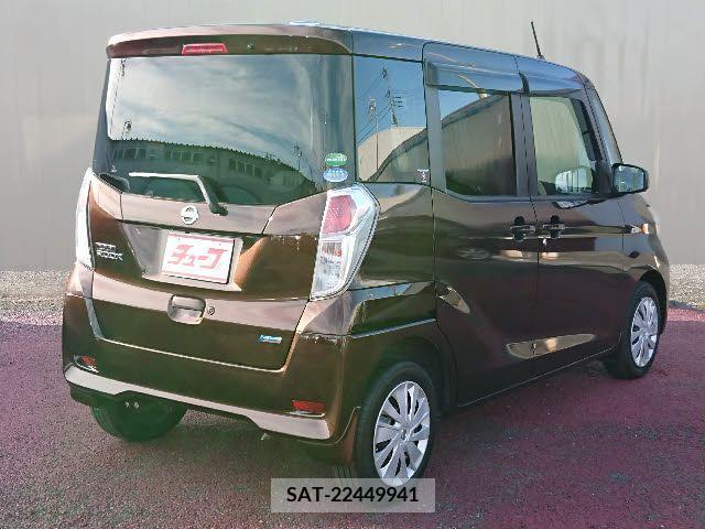 Nissan DAYZ ROOX 2015-02 208520-2