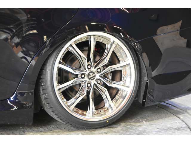 Lexus IS 2009-08 6756-14
