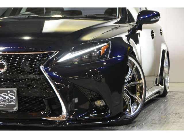 Lexus IS 2009-08 6756-17