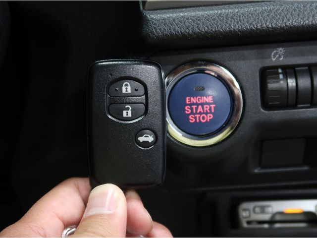 Subaru XV HYBRID 2013-09 196176-11