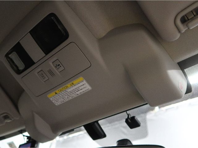 Subaru XV HYBRID 2013-09 196176-9