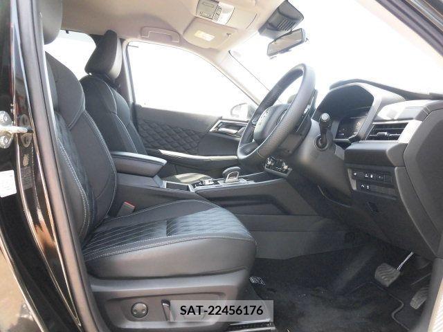 Mitsubishi OUTLANDER PHEV 2023-07 281154-3