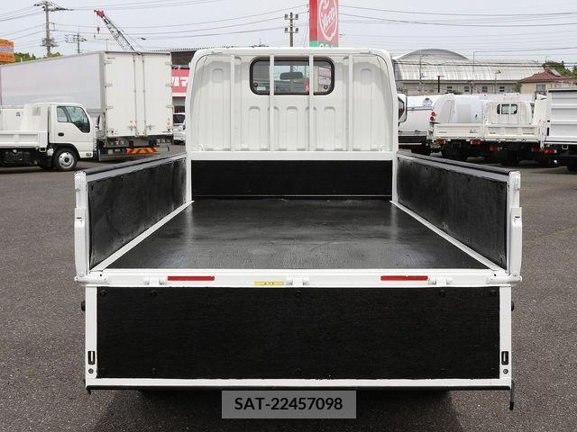 Mitsubishi CANTER 2016-10 263527-11