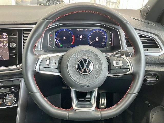 VolksWagen T-ROC 2021-06 8421-10