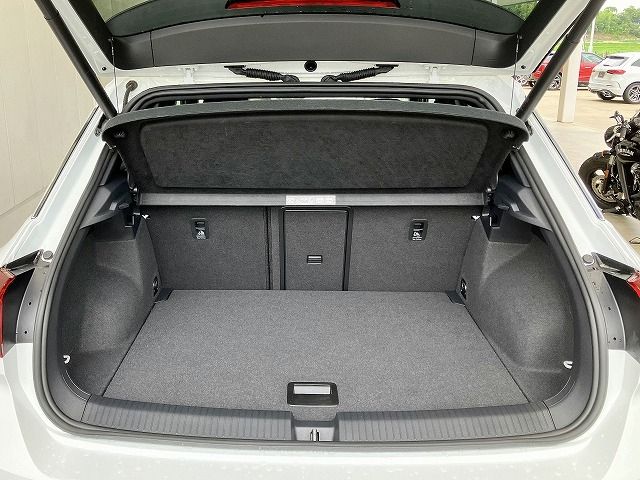 VolksWagen T-ROC 2021-06 8421-13