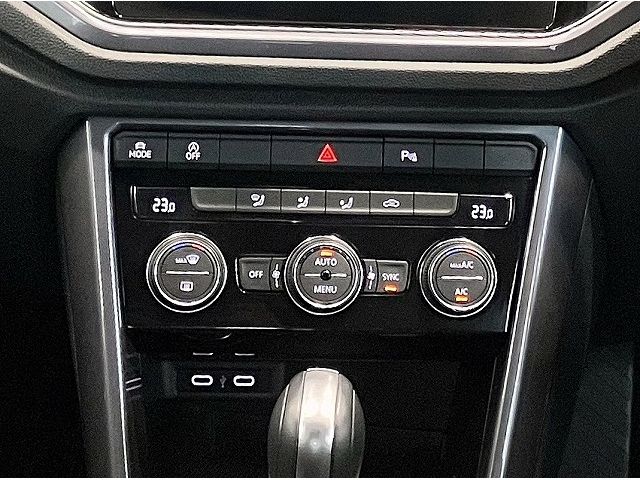 VolksWagen T-ROC 2021-06 8421-8