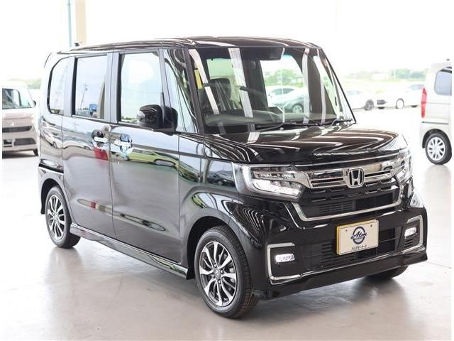 Honda N BOX CUSTOM 2023-08 189883-20