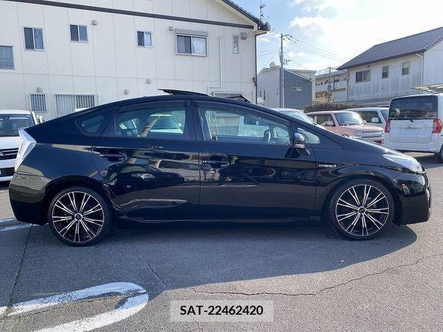 Toyota PRIUS 2009-10 227935-5