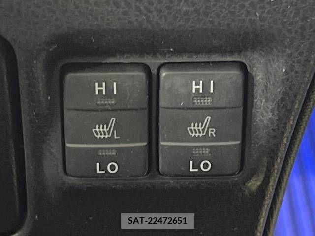 Toyota ESQUIRE 2016-03 230486-6