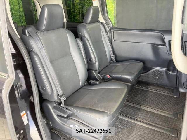 Toyota ESQUIRE 2016-03 230486-9