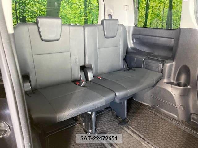 Toyota ESQUIRE 2016-03 230486-10