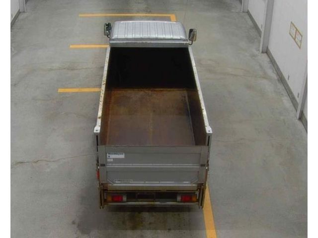Isuzu ELF TRUCK 2013-02 27711-5
