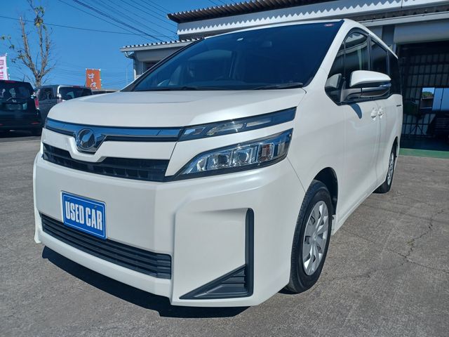 Toyota VOXY 2018-10 10771-0
