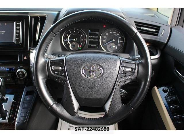 Toyota VELLFIRE 2019-07 369833-16