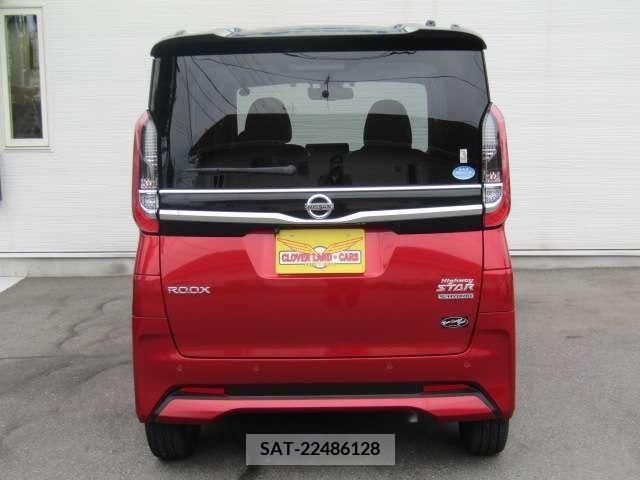Nissan ROOX 2021-08 324175-9