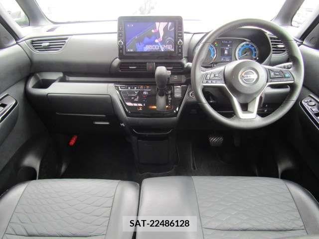 Nissan ROOX 2021-08 324175-1