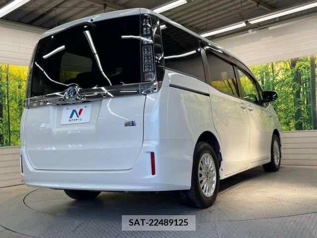 Toyota VOXY HYBRID 2015-03 370540-18
