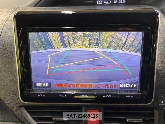 Toyota VOXY HYBRID 2015-03 370540-3