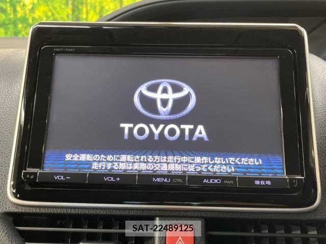 Toyota VOXY HYBRID 2015-03 370540-2