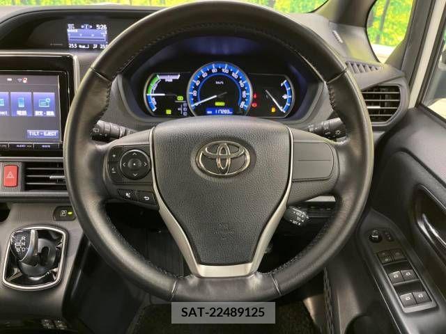 Toyota VOXY HYBRID 2015-03 370540-12