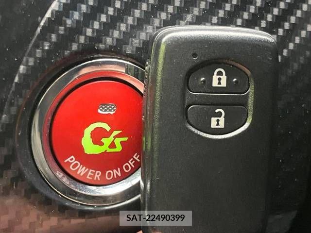 Toyota PRIUS 2013-11 253734-6