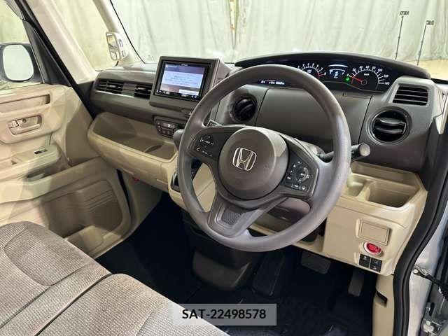 Honda N BOX 2018-04 333839-8