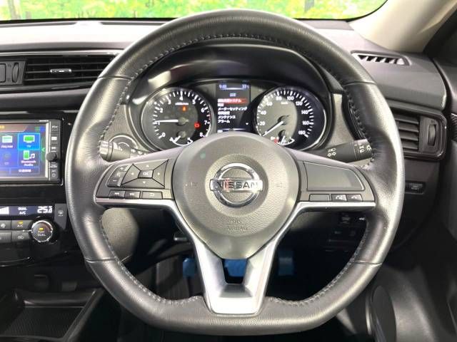 Nissan X-TRAIL 2017-07 9557-11