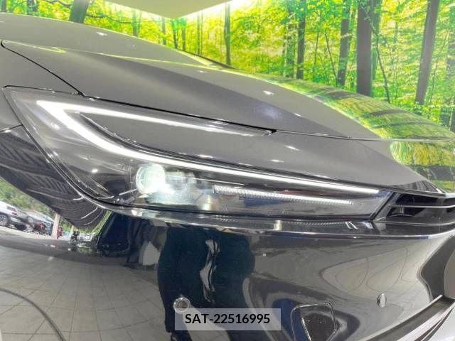 Toyota PRIUS 2023-07 366392-12