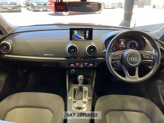 Audi A3 2017-11 317771-1