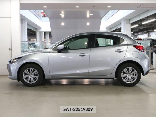 Mazda MAZDA2 2020-10 325454-8