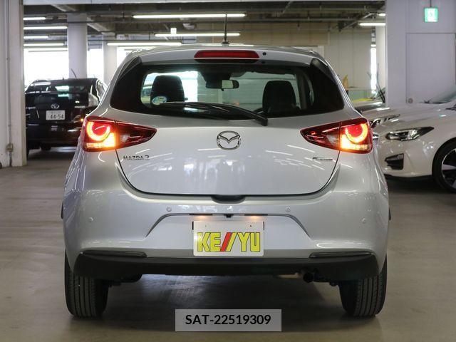 Mazda MAZDA2 2020-10 325454-5