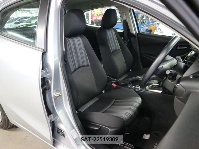 Mazda MAZDA2 2020-10 325454-11
