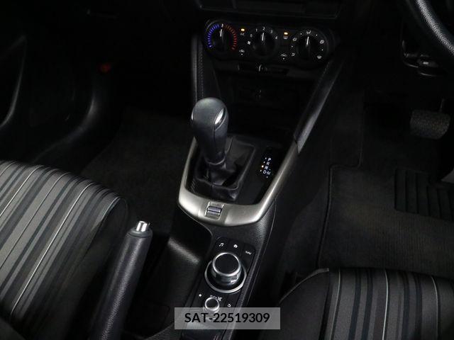 Mazda MAZDA2 2020-10 325454-20