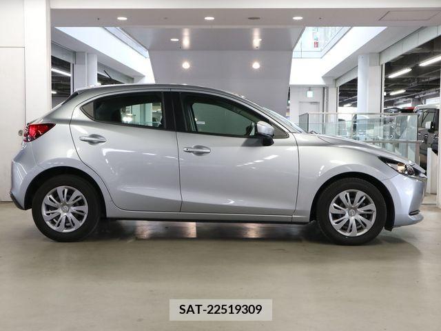 Mazda MAZDA2 2020-10 325454-7