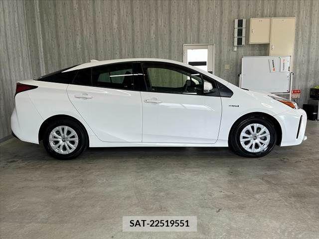 Toyota PRIUS 2019-03 250852-6