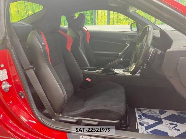Toyota 86 2015-12 377791-8