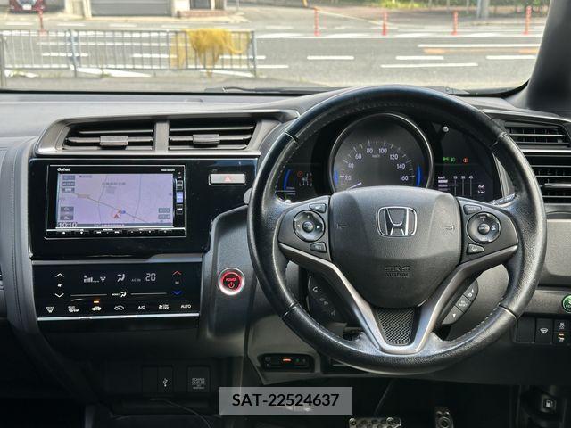 Honda FIT HYBRID 2018-02 360221-13