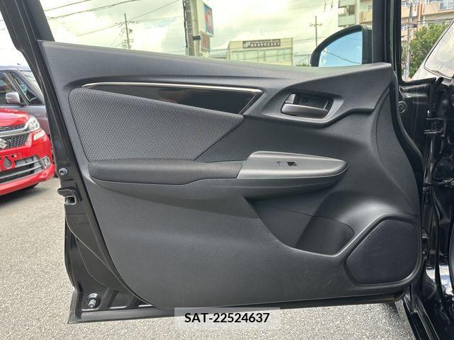 Honda FIT HYBRID 2018-02 360221-10