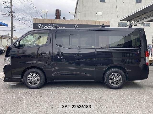 Nissan NV350 Caravan 2018-04 244399-14