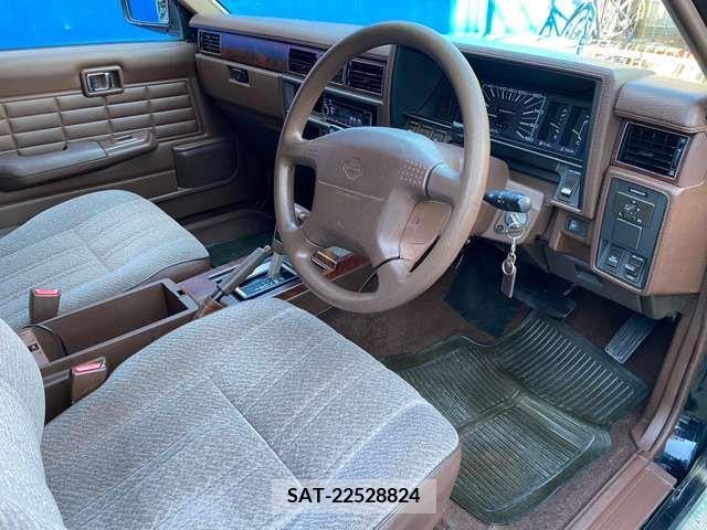 Nissan CEDRIC VAN 1999-01 206931-8