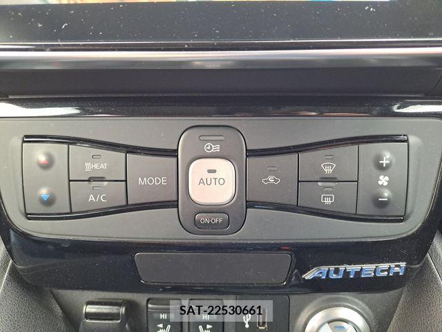 Nissan LEAF 2019-10 377695-10